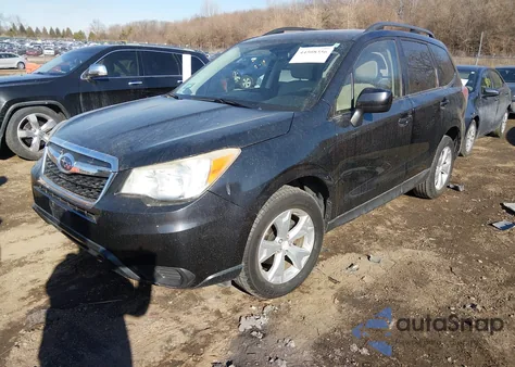 2014 Subaru Forester 2.5I Premium z USA, uszkodzony, nr VIN JF2SJAECXEH452398